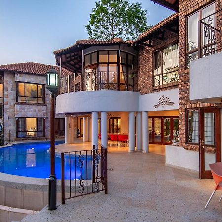 7 Saint Andrew Otel White River Dış mekan fotoğraf