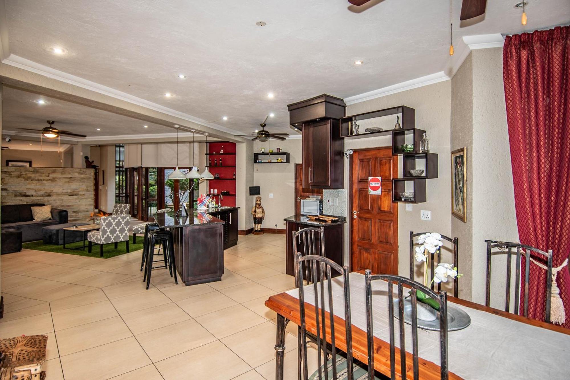 7 Saint Andrew Otel White River Dış mekan fotoğraf