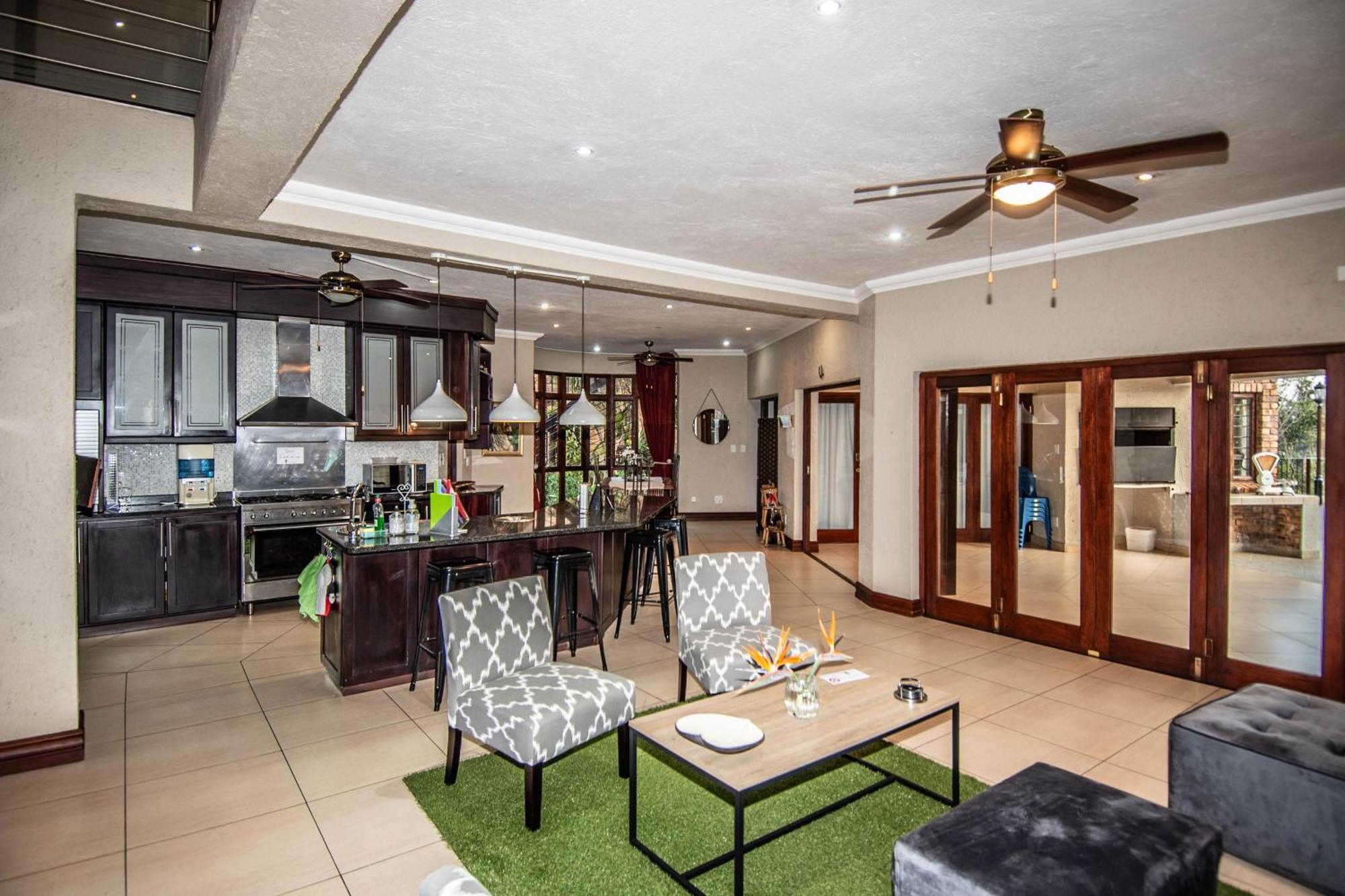7 Saint Andrew Otel White River Dış mekan fotoğraf