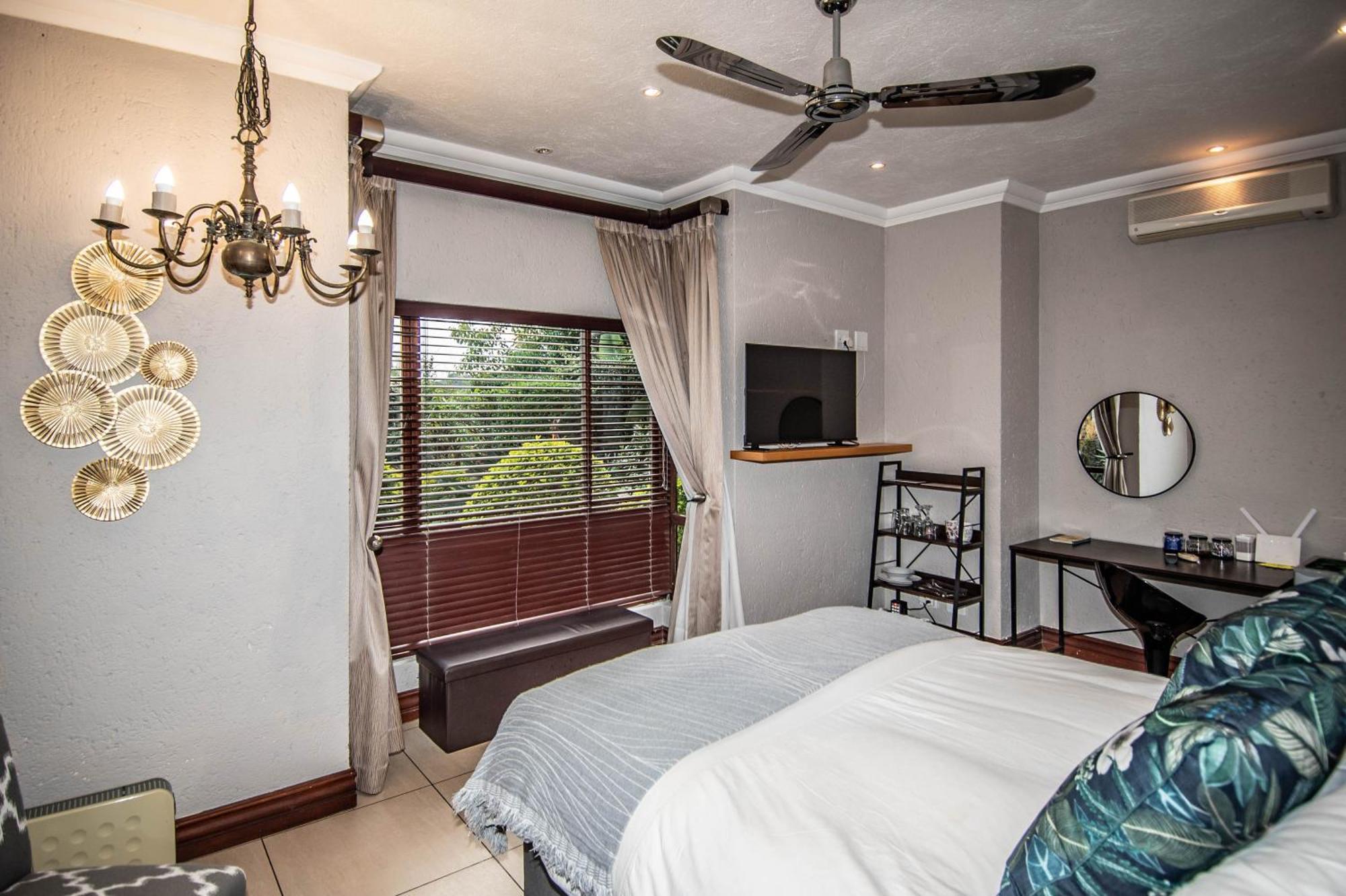 7 Saint Andrew Otel White River Dış mekan fotoğraf